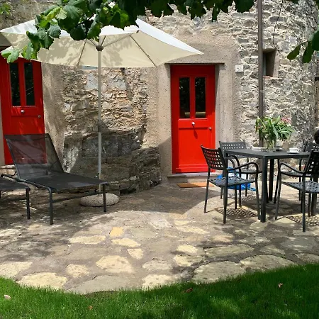 Medieval Mountain Setting With Private Garden Colletta
