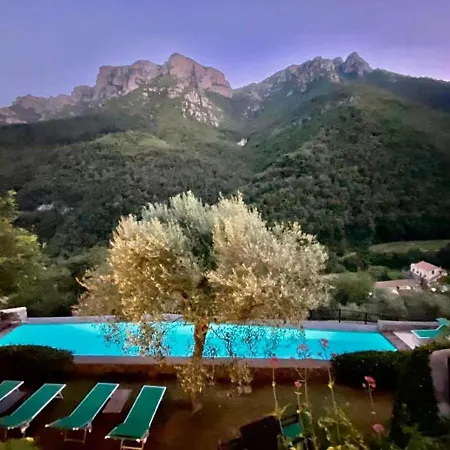 Tatil Evi Medieval Mountain Setting With Private Garden Colletta