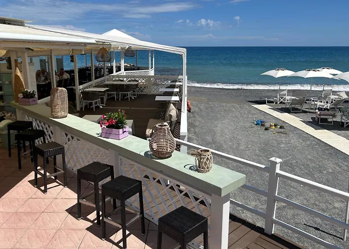 Сasa de vacaciones 1 Bed Sleeps 4 Private Garden - Pool *